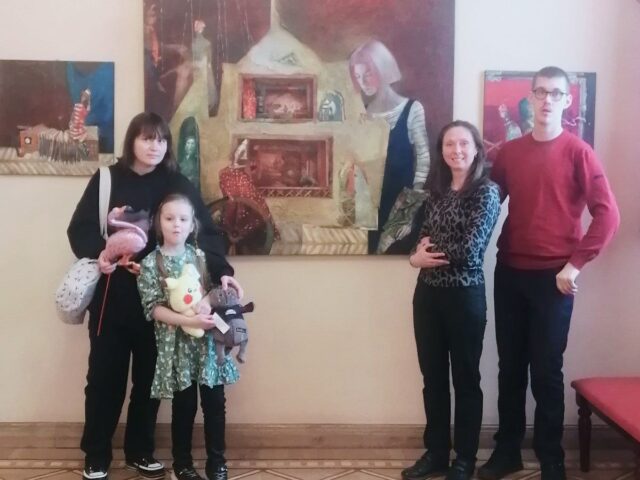 Посетили Театр юного зрителя.