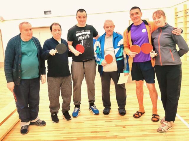Социальная реабилитация через спорт: в Центре «РОСТОК» состоялись соревнования по настольному теннису